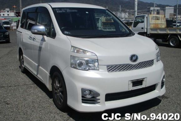 2012 Toyota / Voxy Stock No. 94020